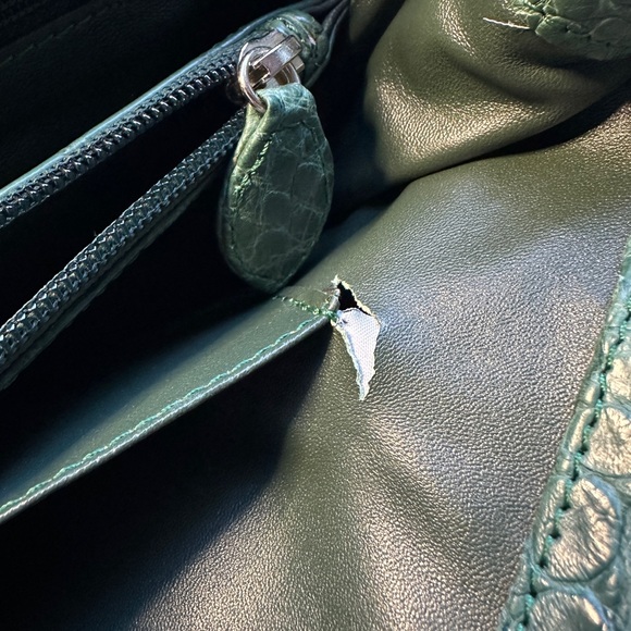 Eileen Kramer Green Alligator Tote Bag - Picture 5 of 8